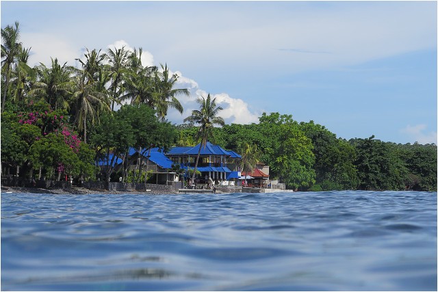 Ráj na ostrově Bali, pohled na resort Mahatari z moře