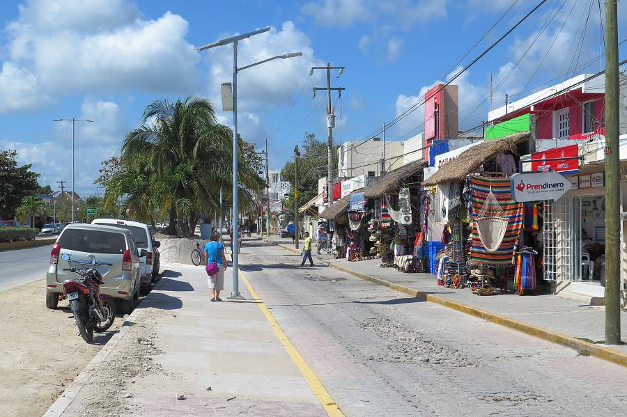 Pohled na město Tulum, Mexiko - Yucatán